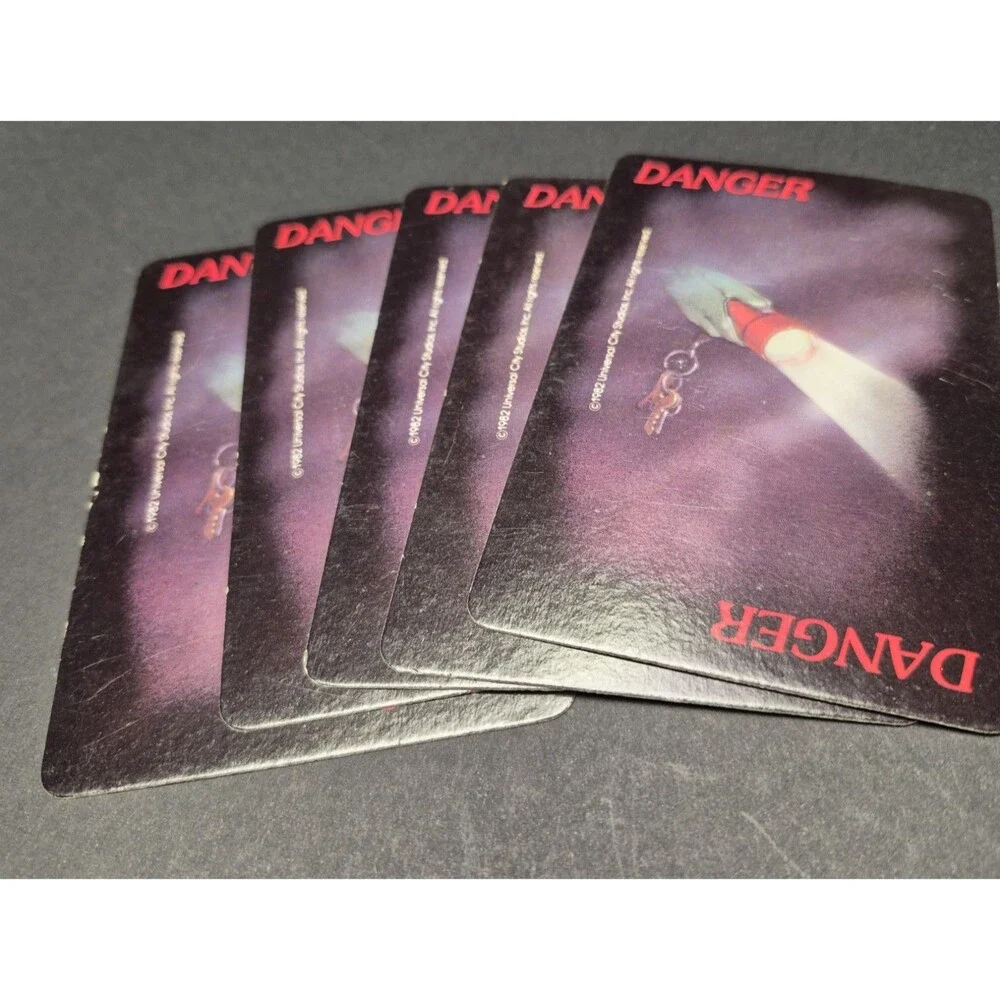 Extra-Terrestrial ET card game Spielberg et Alien Card Game